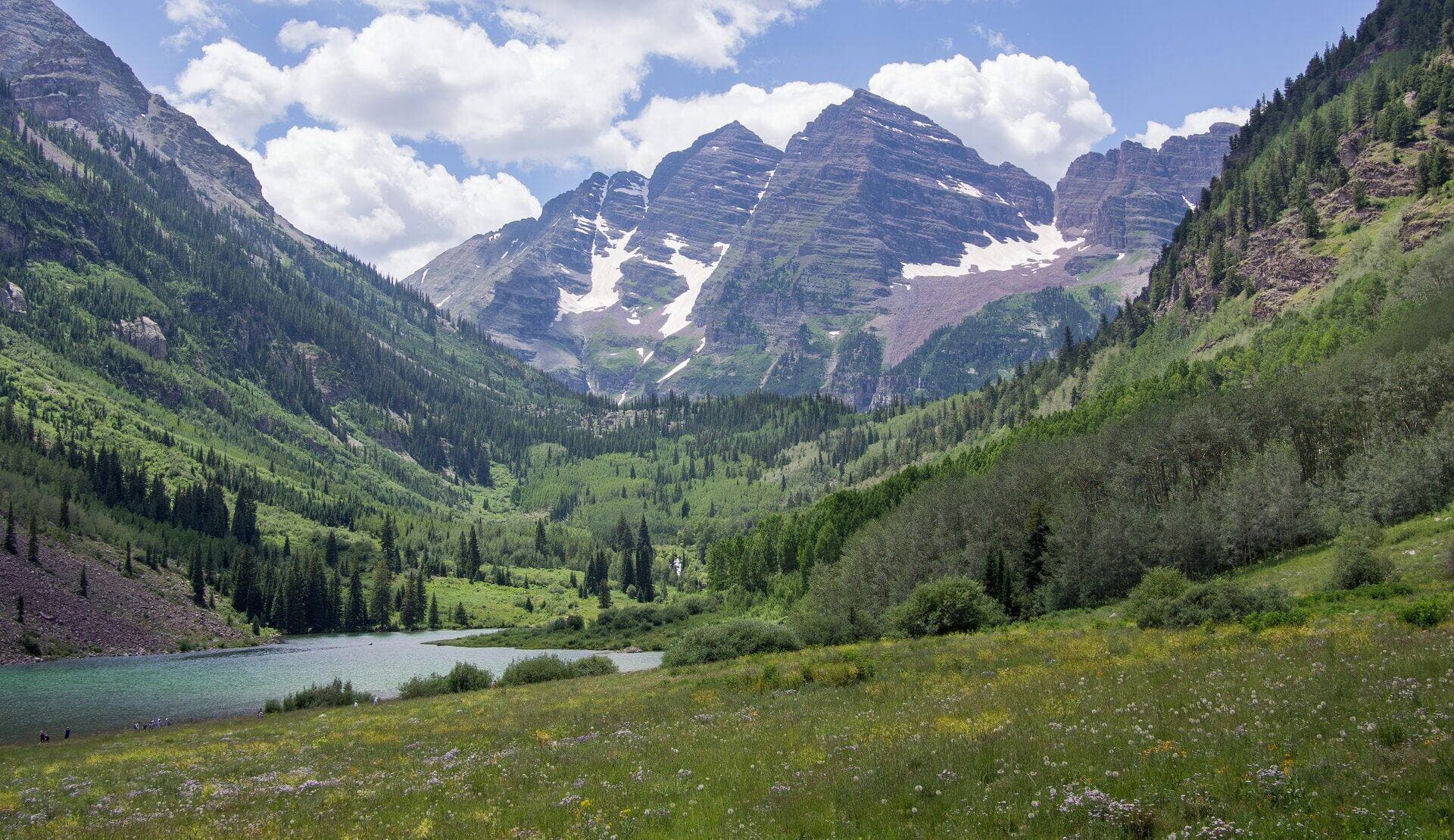 Aspen vs Vail for Hiking: Which Colorado Mountain Town Wins?