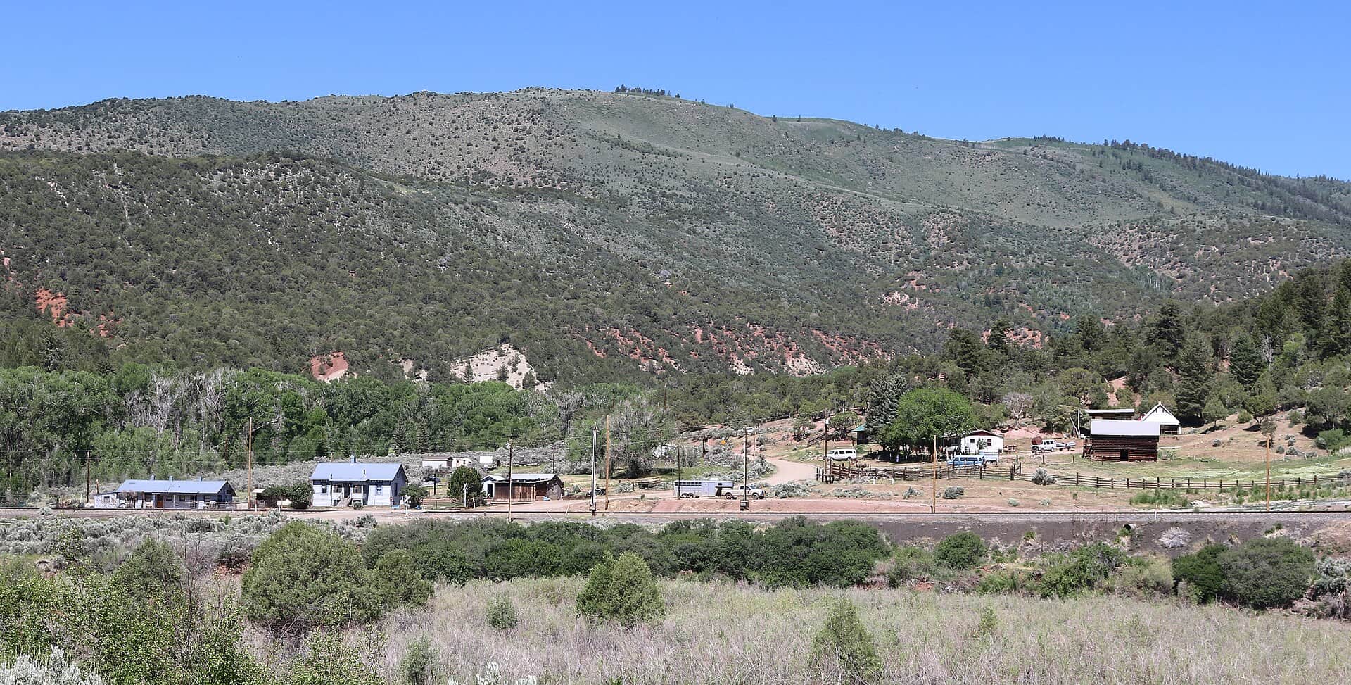 Radium Hot Springs, Colorado: A Wild Riverside Soak Near Kremmling