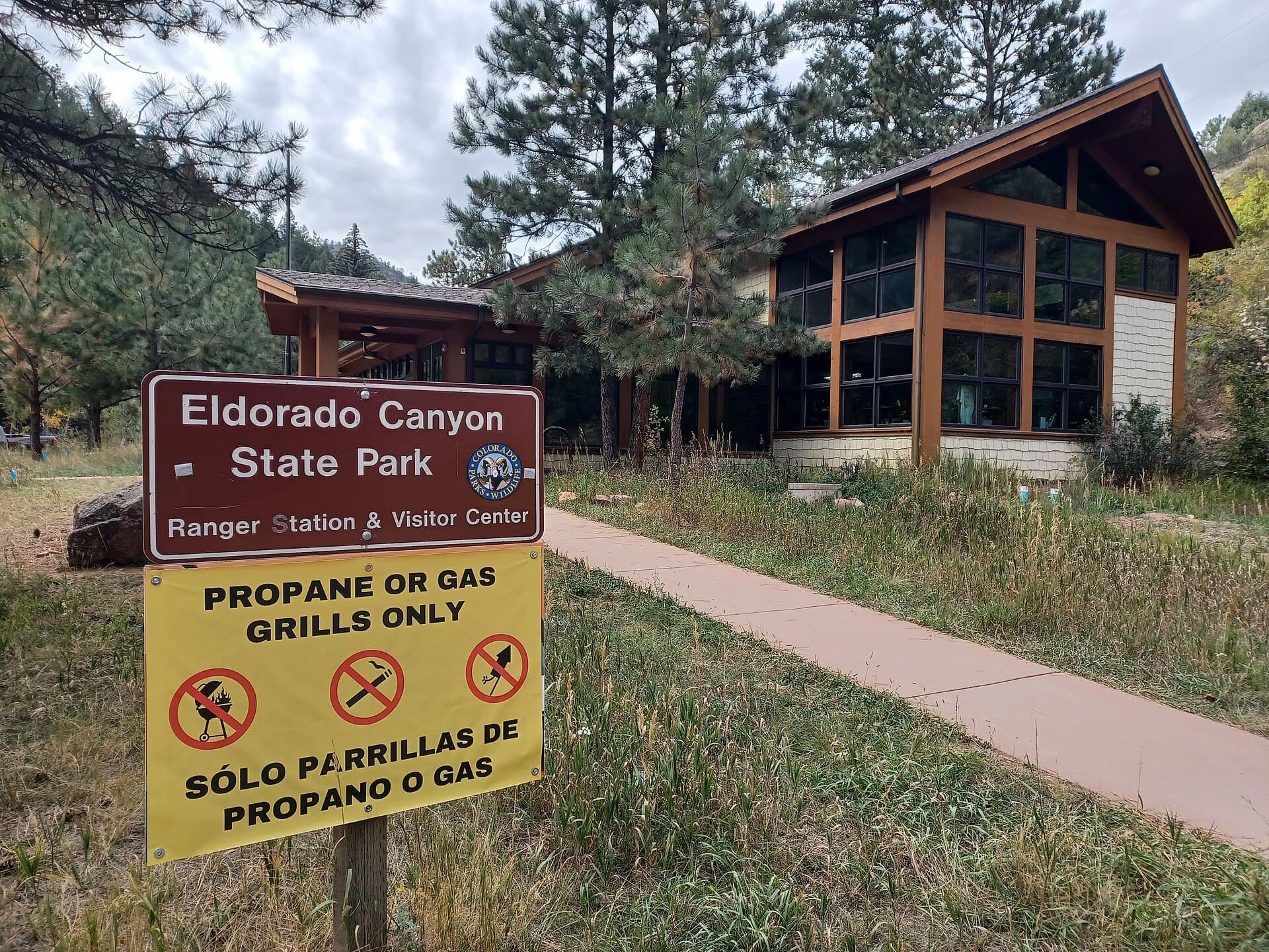 Eldorado Canyon State Park 2026: Trails, Climbing & Guide